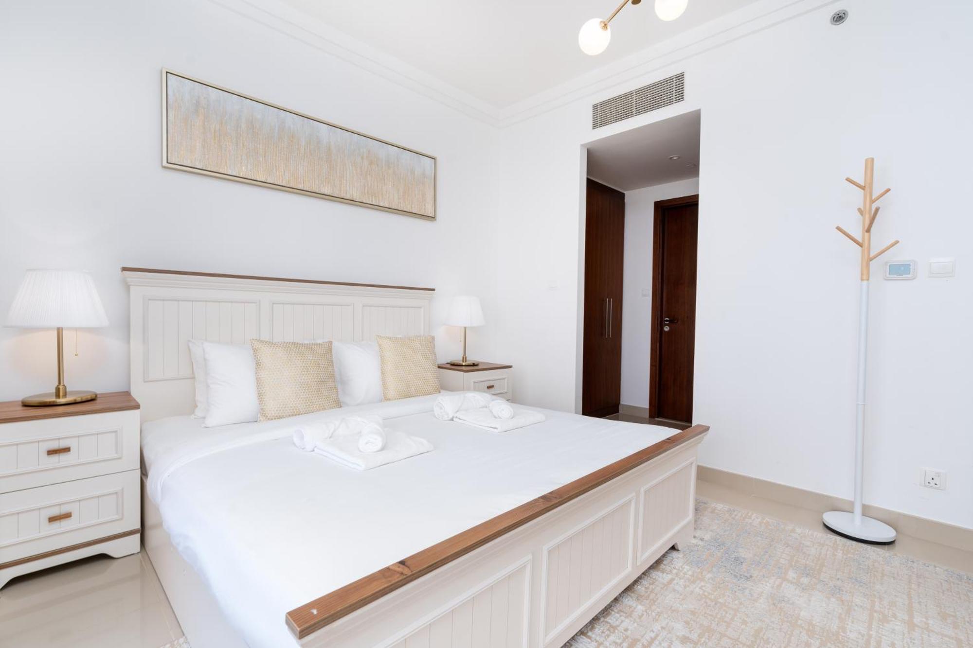 Lux Apt-Burj View Opp. Dxb Mall 두바이 외부 사진