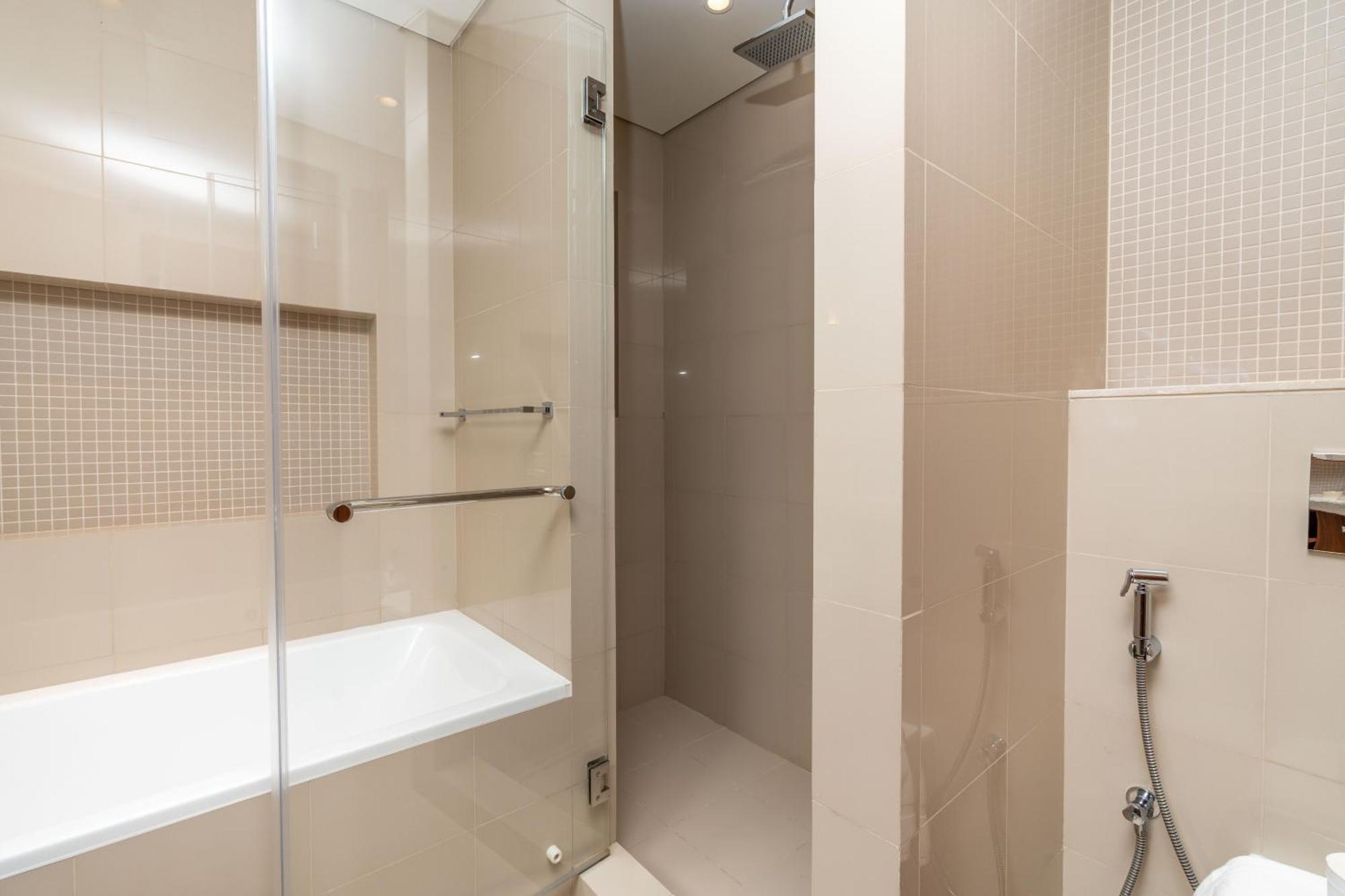 Lux Apt-Burj View Opp. Dxb Mall 두바이 외부 사진