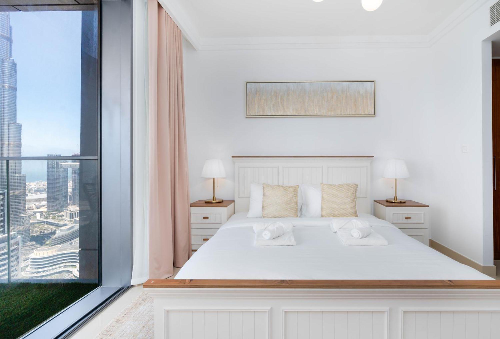 Lux Apt-Burj View Opp. Dxb Mall 두바이 외부 사진