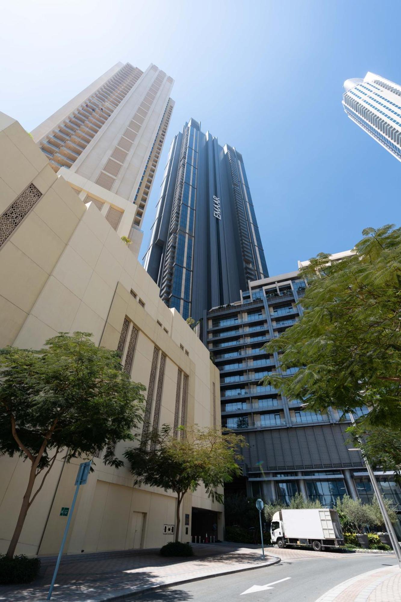 Lux Apt-Burj View Opp. Dxb Mall 두바이 외부 사진